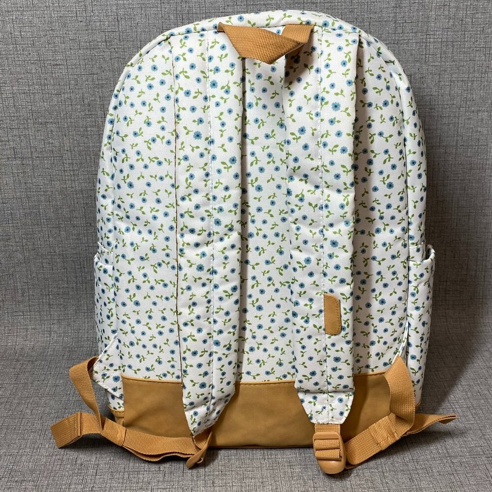 NWOT Lucky Brand Blue Floral Backpack - White and Tan - Picture 2 of 10